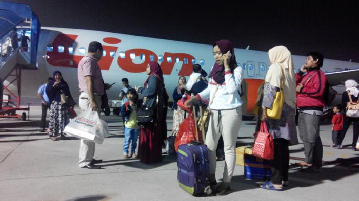 BREAKING NEWS: Teror Bom Tunda Penerbangan Lion di Bandara SIM