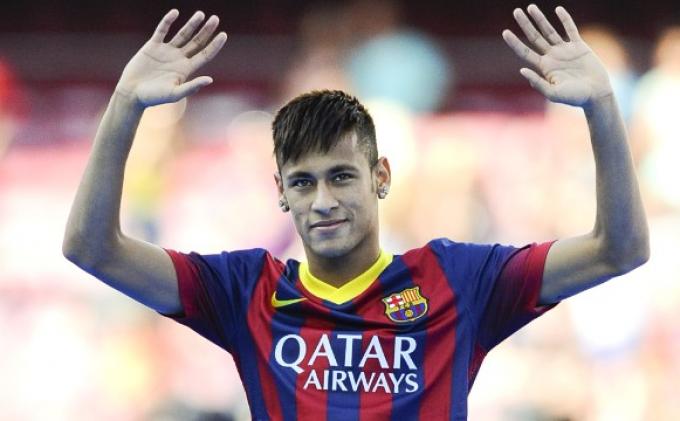 Neymar Dianggap Monster oleh Dani Alves