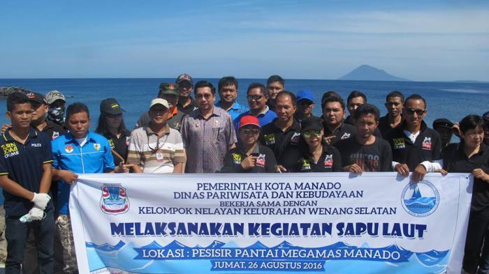 Disparbud Manado Kembali Adakan Kegiatan Sapu Laut dan Bersih Pantai