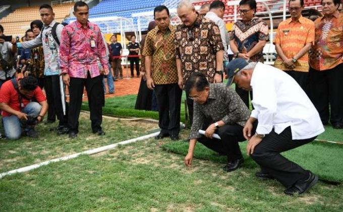 Jajal Bowling dan Rumput di Jakabaring, JK Optimis Persiapan Asian Games Selesai Tepat Waktu - wapresIMG-20171207-WA0090.jpg