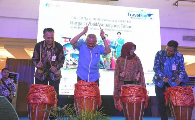 Hadiri Opening GATF 2018, Alex Noerdin Diserbu Pengunjung Mall - 20180316_182808-1975x1316.jpg