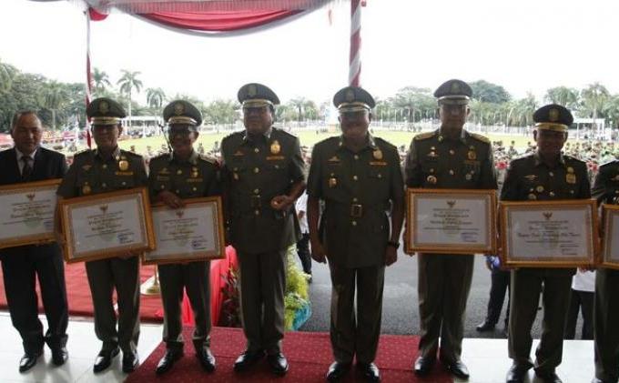 Tiga Satuan Laksanakan Upacara Peringatan HUT Bersama. Gubernur Tambahkan Tiga Poin Penting - alexIMG-20180321-WA0018.jpg