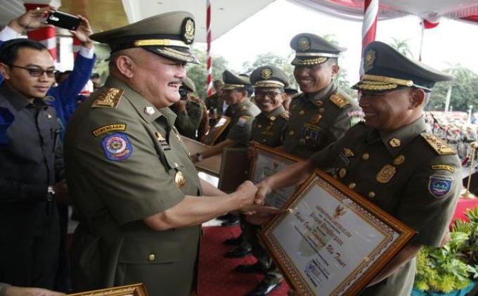 Tiga Satuan Laksanakan Upacara Peringatan HUT Bersama. Gubernur Tambahkan Tiga Poin Penting - alexIMG-20180321-WA0021.jpg
