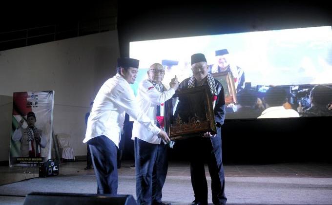 Hadiri Konser Amak Kemanusiaan Peduli Palestina Gubernur Tak Sampai Hati Menonton Video Palestina - _OAP3431-01-1280x852.jpeg