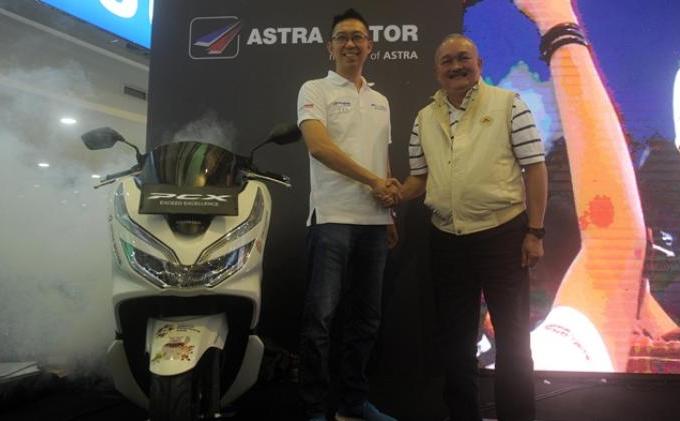 Gubernur Alex Noerdin Launching Astra Official Prestige Partner Asian Games 2018 - 10-Launching_Astra_Official_AG_.jpg