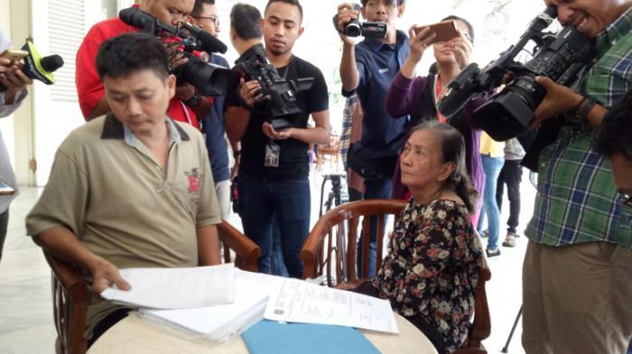 Jadi Korban Salah Gusur, Nenek 80 Tahun Lapor Ahok