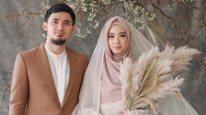 Achmad Hulaefi dan Lindswell Kwok