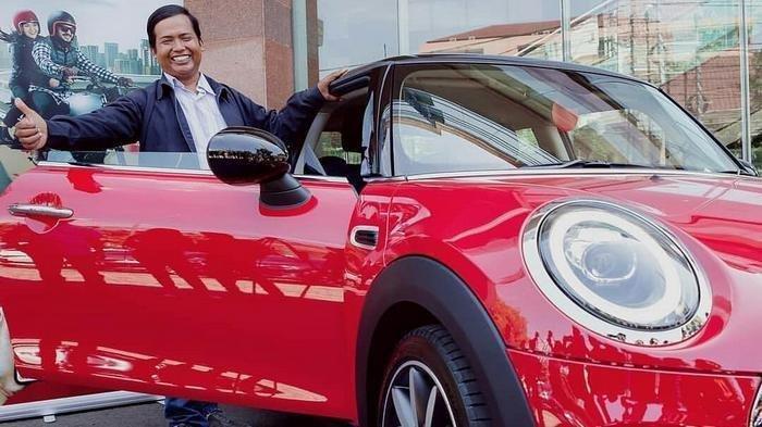 Merasa Terbebani Pengemudi Ojek Online Yang Beli Mini Cooper Rp 12 000 Pilih Jual Mobilnya Serambi Indonesia