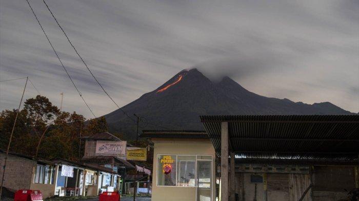 Foto Aktivitas Vulkanik Gunung Merapi Yogyakarta