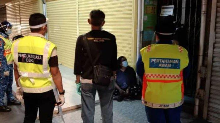 Melansir dari Harian Metro, Senin (25/1/2021) seorang tunawisma (gelandangan) mencoba melarikan diri.