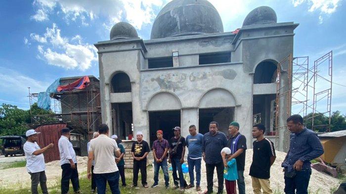 Pengurusi bersama ahli Jawatankuasa Bertindak Komuniti Aceh Sungai Buloh, memberikan keterangan dalam wawancara dengan Pemimpin Redaksi Serambi Indonesia Group, Zainal Arifin M Nur, yang disiarkan langsung di Facebook Serambinews.com, Rabu 24 Agustus 2022.