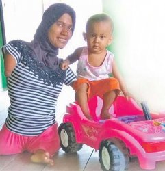 Putri Tetap Gigih Bantu Suami