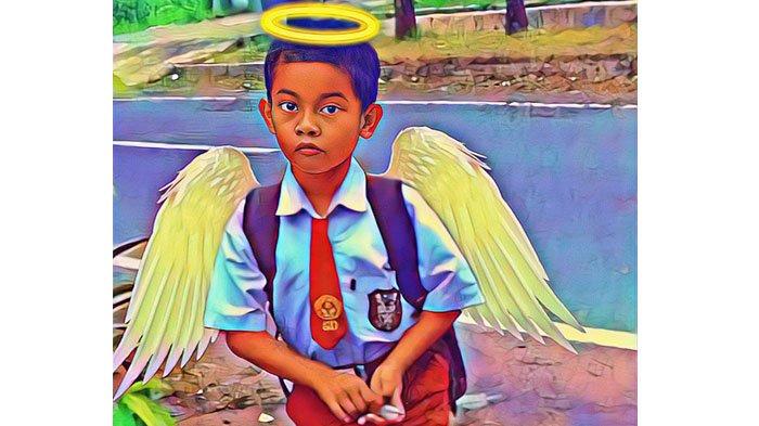 Puluhan ribu ucapan duka mengalir di media sosial untul kepergian 'Dek Rangga', bocah 9 tahun yang tewas bersimbah darah saat membela ibunya diperkosa.