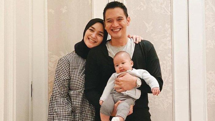 Rezky Aditya, Citra Kirana, dan baby Athar