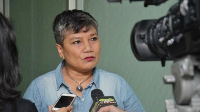 Ribka Tjiptaning di Gedung DPR (Tribunnews.com)