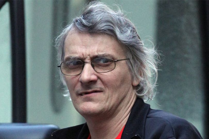 Colin Batley belum dibebaskan dari penjara, polisi telah mengkonfirmasi, meskipun ada spekulasi bahwa pemimpin sekte itu tinggal di Carmarthenshire