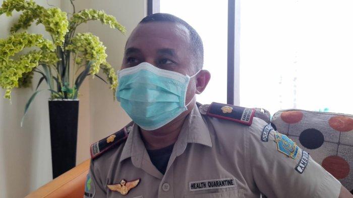 AMBON: Kepala Sub Bagian Administrasi Umum, Kementerian Kesehatan RI Kantor Kesehatan Pelabuhan Ambon, Nazier Tuasamu saat diwawancarai TribunAmbon.com, Rabu (31/8/2022).