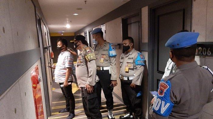 Penggerebekan polwan dan oknum polisi di sebuah kamar hotel