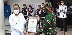 Penanaman Lima Ribu Bakau di Pantai Waiheru Raih Rekor MURI
