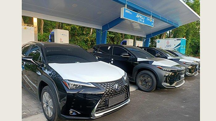 ITDC Nusa Dua merupakan lokasi utama, diadakannya pertemuan-pertemuan G20, termasuk KTT G20 yang persisnya digelar di The Apurva Kempinski, Nusa Dua, Bali.
Pada 15-16 November 2022.
Kendaraan tanpa stiker khusus, terkena kebijakan pembatasan masuk ITDC yang berlaku sejak 13 November hingga 16 November 2022 nanti.
Jenis kendaraan emisi (pakai BBM), bahkan tak bisa bergerak leluasa karena memang kini diprioritaskan untuk kendaraan yang zero emission alias nol keluaran karbon, yang itu ialah kendaraan listrik.