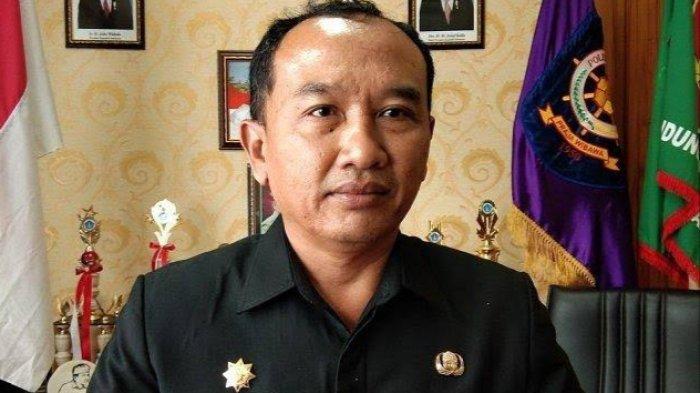 Kasatpol PP Badung, I Gst Agung Ketut Suryanegara, mengatakan pengawasan Tibum Tranmas akan ditingkatkan kembali.
Bahkan kegiatan Tibum Tranmas juga akan melakukan patroli, dengan melibatkan stakeholder untuk bersama-sama menjaga keamanan dan kenyamanan.