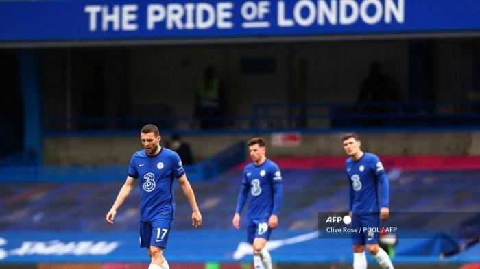 Reaksi gelandang Chelsea Kroasia Mateo Kovacic (kiri) saat pertandingan sepak bola Liga Utama Inggris antara Chelsea dan West Bromwich Albion di Stamford Bridge di London pada 3 April 2021.