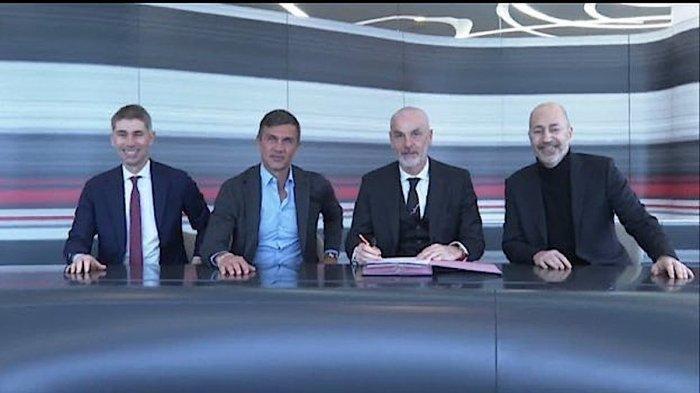 Stefano Pioli perpanjang kontraknya bersama AC Milan hingga 2023.