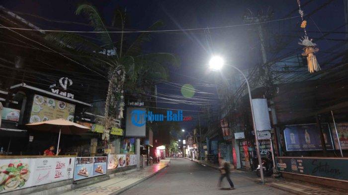 suasana jalanan di Kawasan Legian kala pandemi