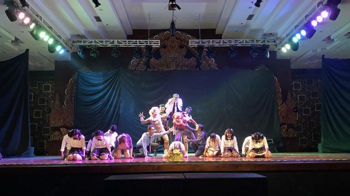 Acara WWW 2.0 yang diselenggarakn oleh Komunitas Seni dan Sastra 8 pada Minggu,26 Juni 2022_Putu Honey Dharma Putri W