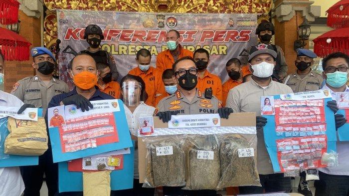 Sat Resnarkoba Polresta Denpasar melaksanakan Press Conference pada Rabu, 3 Agustus 2022. Mengenai pengungkapan kasus Narkotika yang telah berhasil diungkap oleh Sat Resnarkoba pada tanggal 01 Juni 2022 sampai dengan 31 Juli 2022.