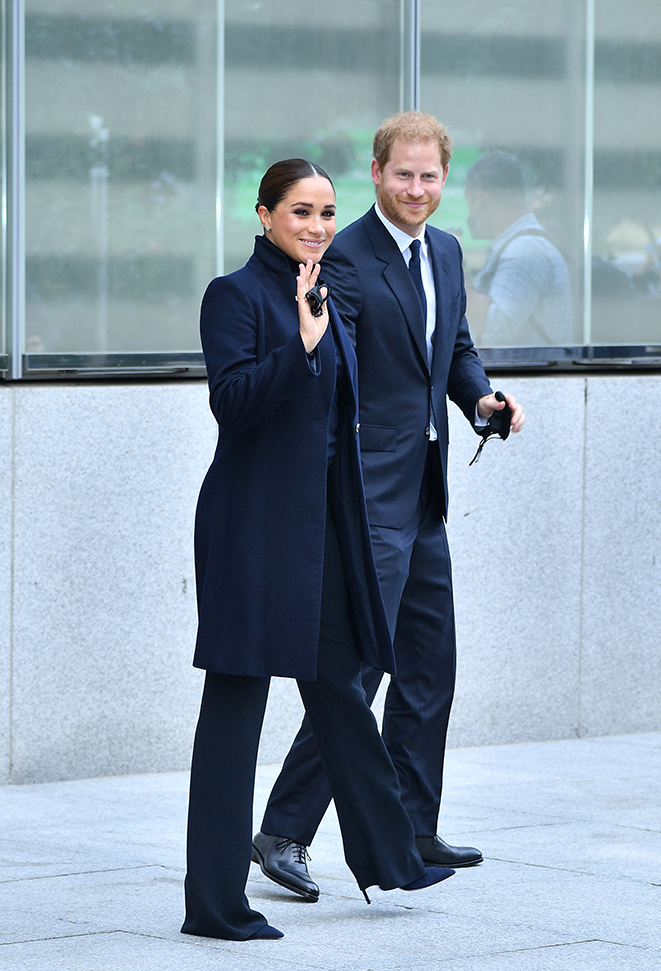 Pangeran Harry dan Meghan Markle saat mengunjungi One World Observatory di World Trade Center, New York, 23 September 2021.