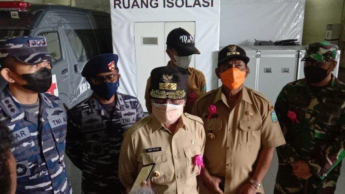 Danlanal Babel Kolonel Laut (P) Fajar Hernawan
Wakil gubernur Babel, Bupati Belitung, Wabup Belitung, Danlanud H.As.Hanandjoedin, Dandim 0414 Belitung Kapolres Belitung dan Kajati Kab.Belitung dalam permintaan Wakil Bupati Kab.Belitung mendatangkan KRI Semarang 594 kepada KASAL Laksamana TNI Yudo Margono. S.E.MM untuk memfasilitasi kekurangan oksigen bagi kebutuhan perawatan pasien terkonfirmasi Covid-19 di Kab. Belitung dan Kab. Belitung Timur.