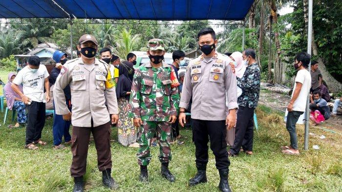 Pelaksanaan vaksin covid 19 di Kecamatan Riausilip Kabupaten Bangka Kamis (28/10/2021).