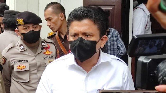 Terdakwa kasus tewasnya Nofriansyah Yoshua Hutabarat alias Brigadir Yoshua sekaligus Mantan Kadiv Propam Polri Ferdy Sambo saat ditemui di sela persidangan di Pengadilan Negeri (PN) Jakarta Selatan, Selasa (6/12/2022).
