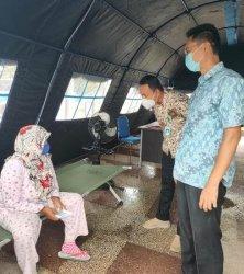 Perempuan Pingsan di Depan Kantor Dukcapil Pangkalpinang Sudah Dipulangkan