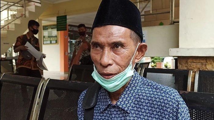 Mislan bin Mhd Said digugat oleh anaknya di Pengadilan Negeri (PN) Kisaran karena menjual rumah
