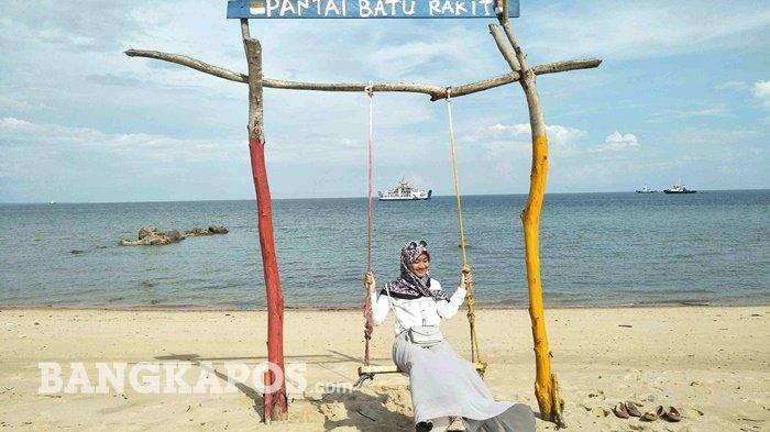 Pantai Batu Rakit