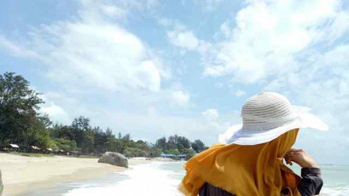 Pantai Tikus Emas