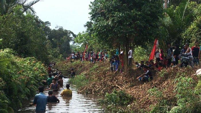 134 peserta Lomba Nirok di Sungai Aiklelap Desa Kayubesi Kecamatan Puding Besar Bangka, Jumat (11/9/2020)