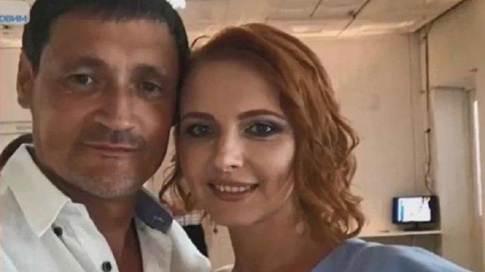 Dmitry dan tunangannya, Tatyana. Pria di Ukraina itu kini mendekam di penjara karena tak sengaja membunuh calon istrinya saat memamerkan senjata ke temannya.