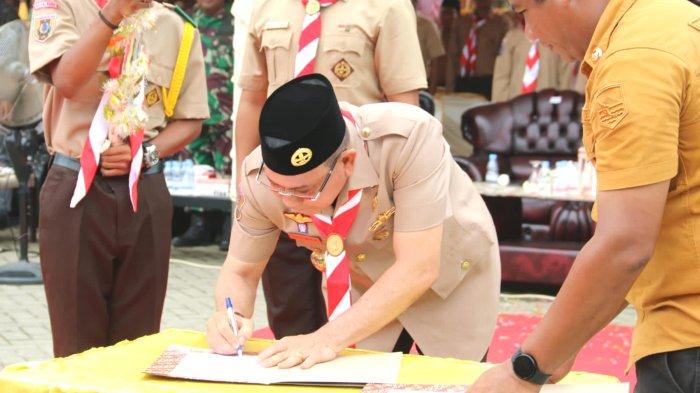 Bupati Kotabaru H Sayed Jafar Alaydrus, SH melantik pengurus Mabiran, Kwarran dan LPK Gerakan Pramuka dari tujuh kecamatan