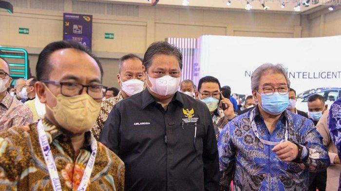 Menteri Koordinator Bidang Perekonomian Airlangga Hartarto secara resmi membuka Gaikindo Indonesia International Auto Show (GIIAS) 2022, Kamis (11/8/2022).