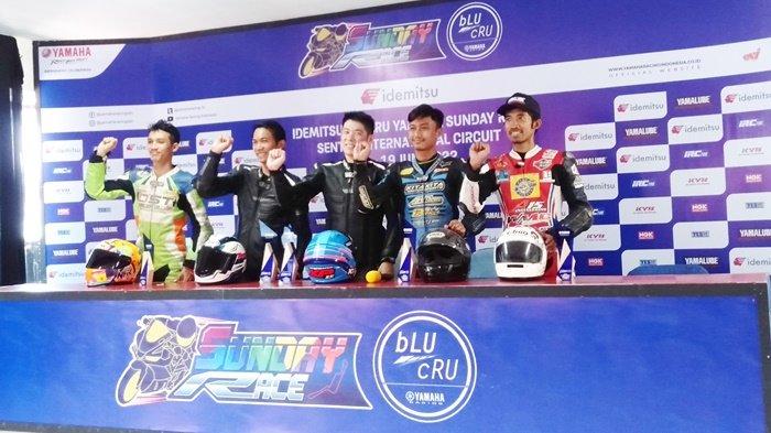Konferensi pers di event One Make Race (OMR) Yamaha di Sentul International Circuit, Bogor.