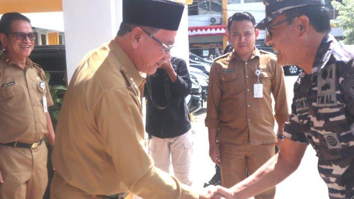 Kunjungan Laksamana TNI Rony Saleh ke Pemkab Kotabaru disambut Bupati Kotabaru H Sayed Jafar Alaydrus, SH