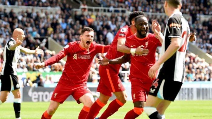 Liverpool juga meraih kemenangan atas Newcastle United walau dengan skor tipis 1-0.