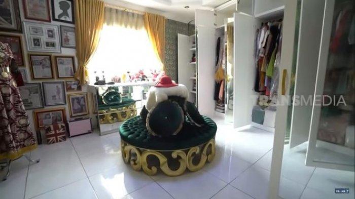 Rumah Roro Fitria.