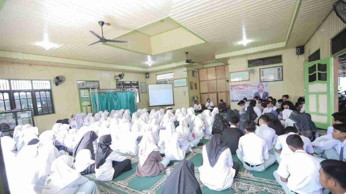 Wakil Ketua DPRD Provinsi Kalimantan Selatan, Sosialisasi Pembinaan Ideologi Pancasila dan Wawasan Kebangsaan di MAN 3 Hulu Sungai Selatan