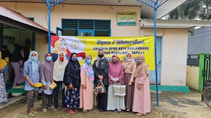 anggota DPRD Banjarbaru melaksanakan kegiatan reses guna menyerap aspirasi rakyat
