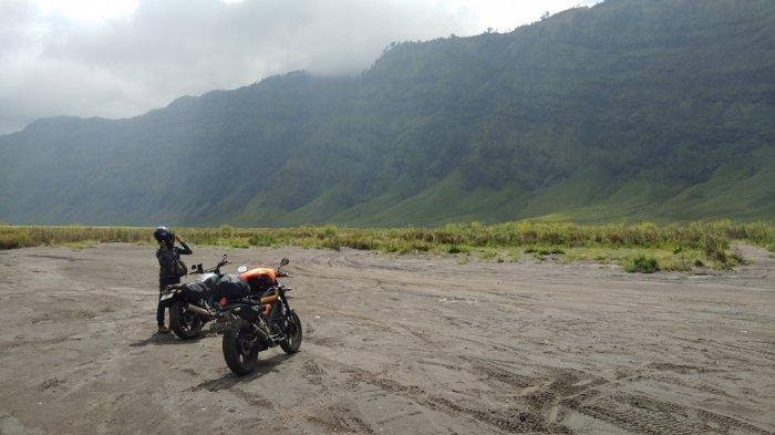 Boy Ariwibowo menyalurkan hobi touring dengan XSR 155
