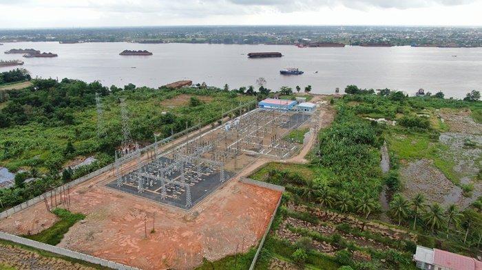 Kompleks tempat Bay Trafo 2 di Gardu Induk Seberang Barito, Kalimantan Selatan.